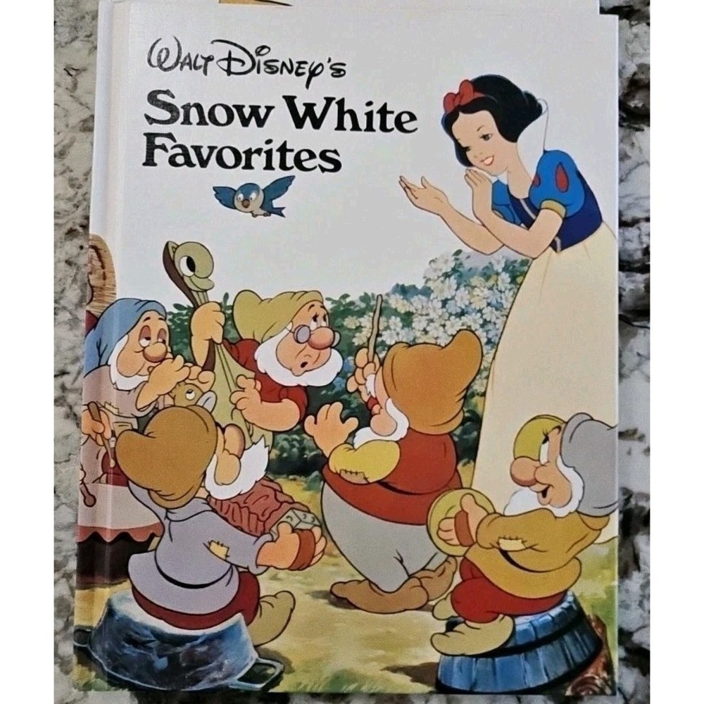Vintage SET‎ OF 5  Walt Disney Books - Hardcover, 1973 Danbury Press EXCELLENT!! - Picture 4 of 16